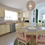Casa Carmela アパート